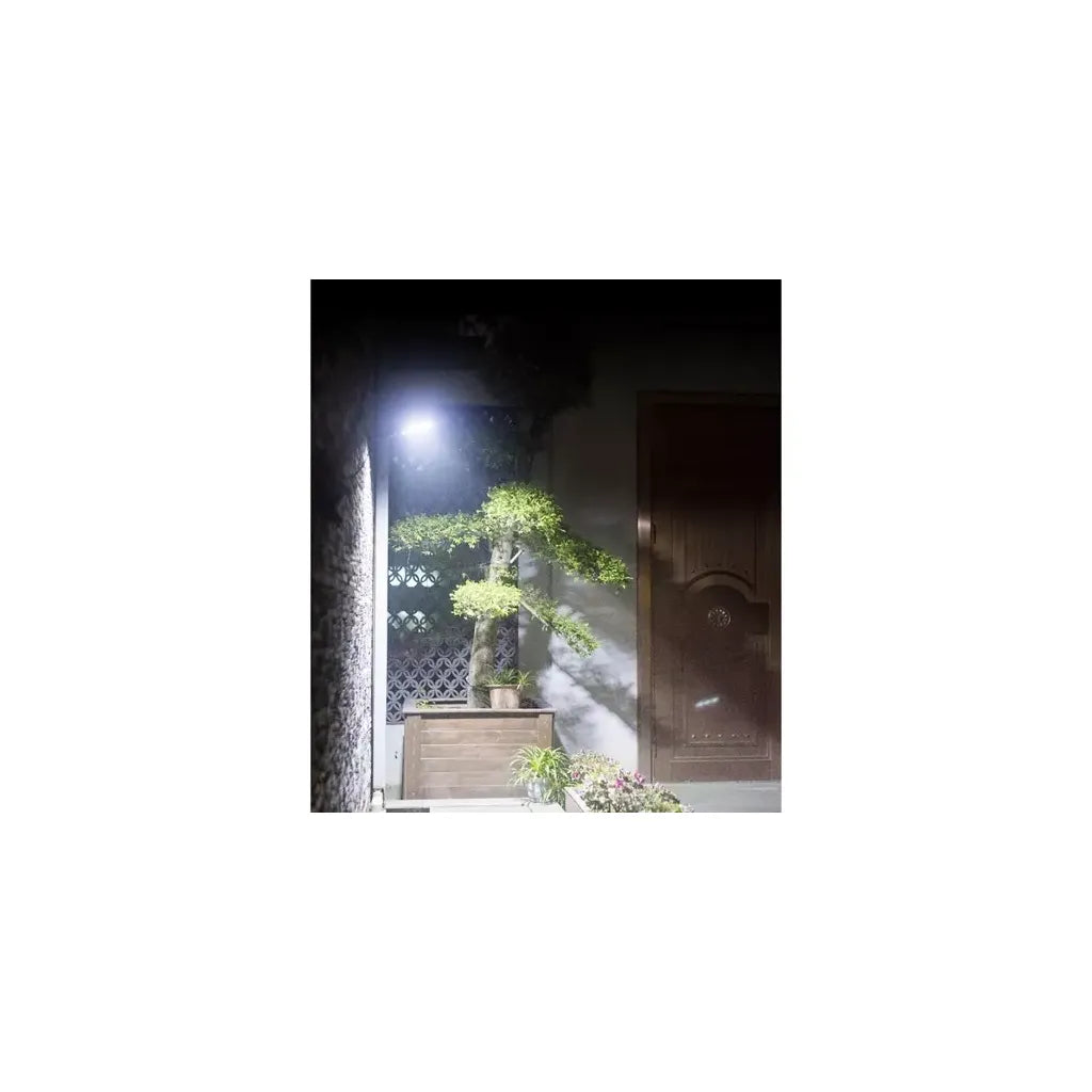 Izoxis 120 LED napelemes lámpa távirányítóval, hideg fehér, fekete, 23,5 x 11,5 x 4 cm