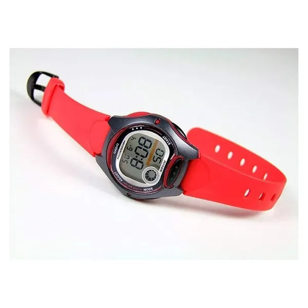 Casio LW-200-4A gyerek digitális karóra, piros szíj, WR50, LED