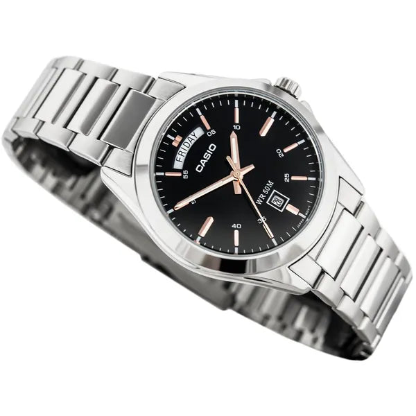 Casio férfi kvarcóra fekete számlap ezüst tok wr50 dátumfunkcióval