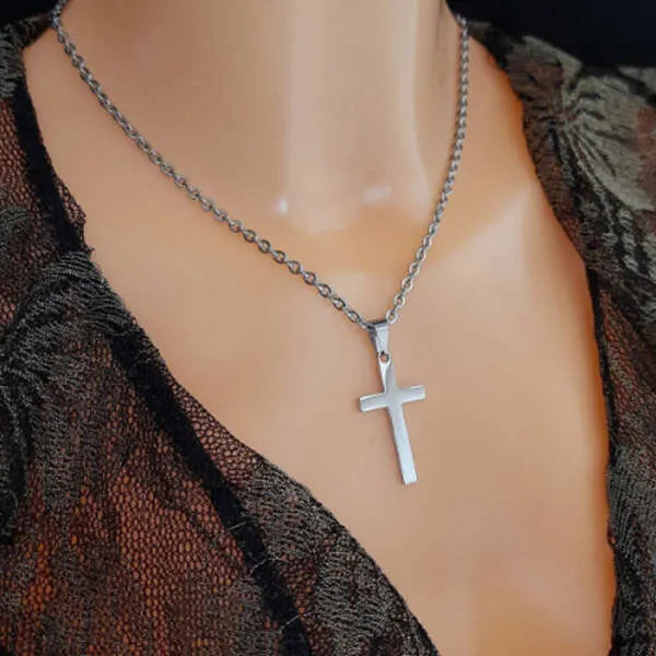 Ezüst kereszt nyaklánc - időtlen elegancia