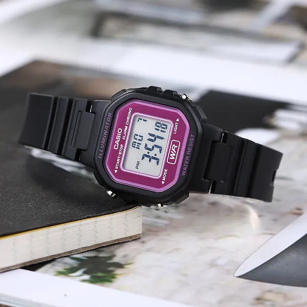 Casio LA-20WH-4ADF gyerek digitális karóra fekete-rózsaszín WR30