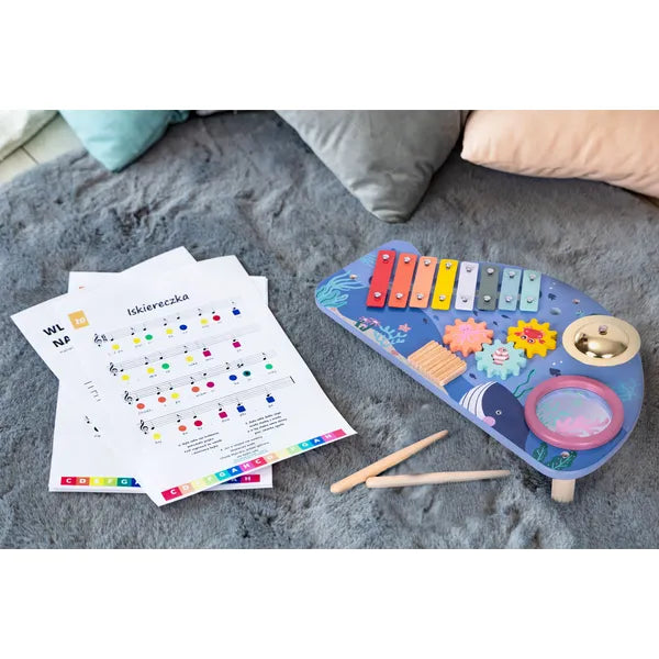 ECOTOYS fa bálna hangszerasztal xilofon, dob, cintányér, csörgő 18 hó+