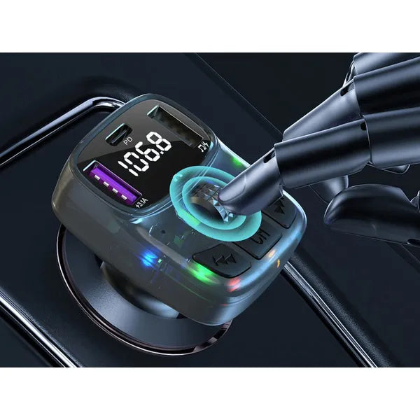 Bluetooth 5.3 autós FM transzmitter, USB-C PD 30 W + 2×USB-A QC3.0, LED