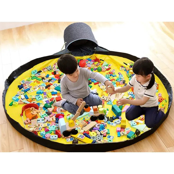 Fekete vízálló játéktároló kosár 32×28 cm, 140 cm lecsatolható játékszőnyeggel