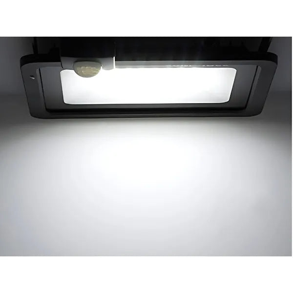 Kültéri led reflektor 10w 6000k alkonykapcsoló ip66