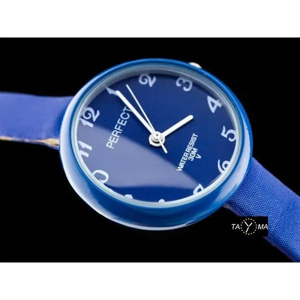 Gyerek karóra kvarc szerkezettel, bőr szíjjal, kék, 26 mm, WR30