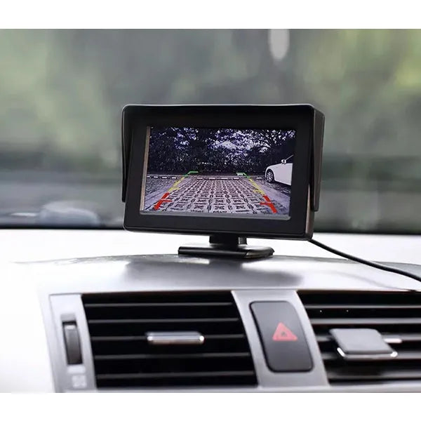 4,3'' autós tolatókamera monitor RCA csatlakozással, 12 V