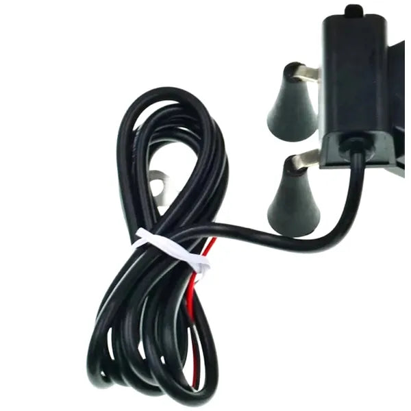 Univerzális motorkerékpáros telefontartó USB töltőporttal, 12–24 V, fekete