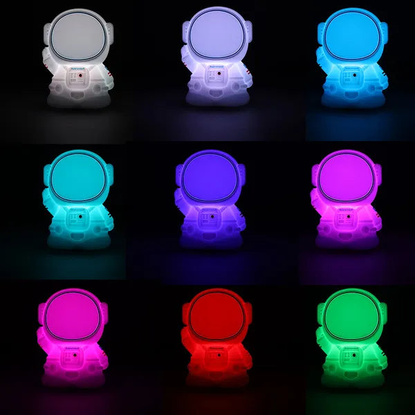 Gyerek szilikon éjjeli fény „Asztronauta” USB-C, RGB, akkus, érintős