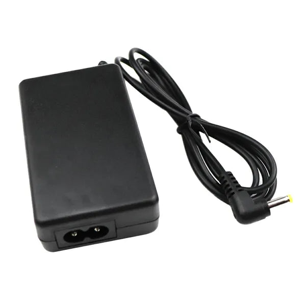 Hálózati töltő PSP Slim/Fat konzolokhoz, 5V 2A, 200 cm kábel