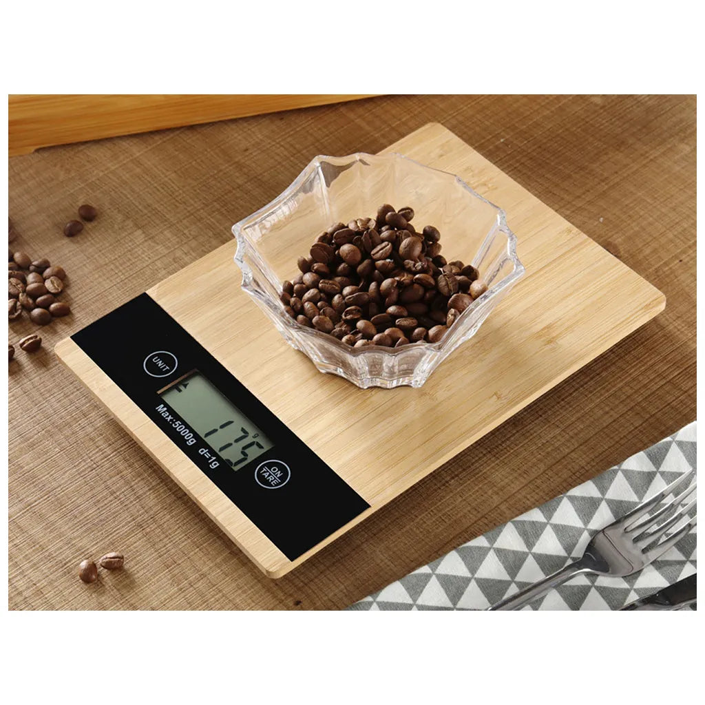 Elektronikus bambusz konyhai mérleg LCD kijelzővel 1 g - 5 kg, csúszásmentes lábakkal, 23 cm x 16 cm x 2 cm