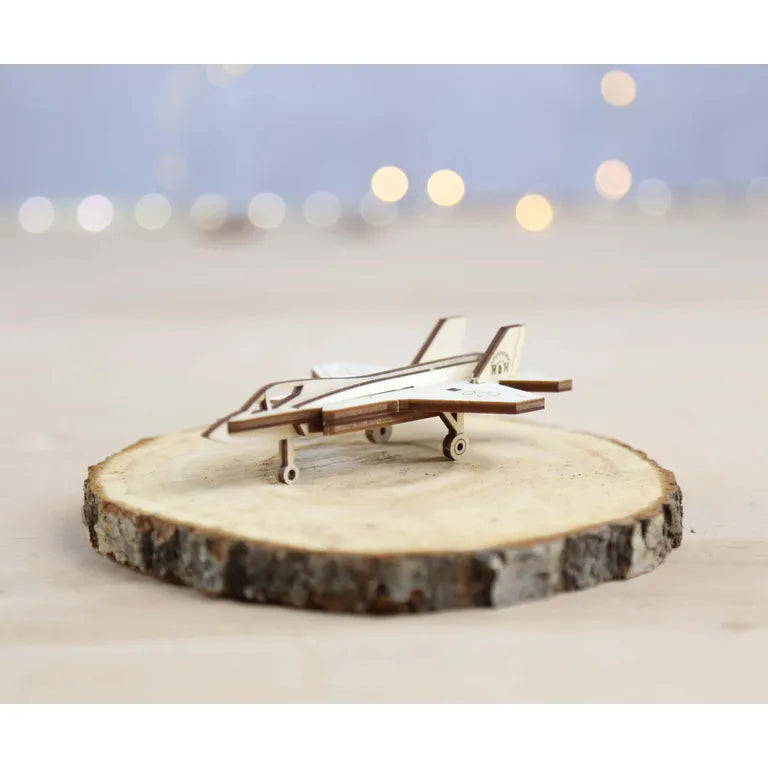 Wood & Hobby Vadászrepülőgép összeépíthető famodell