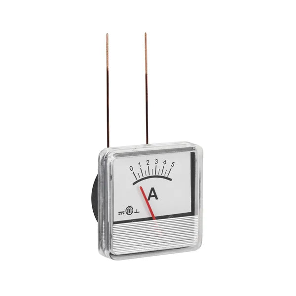 Analóg ampermérő 0–5 A DC, négyzetes WP05, paneles 47×47 mm