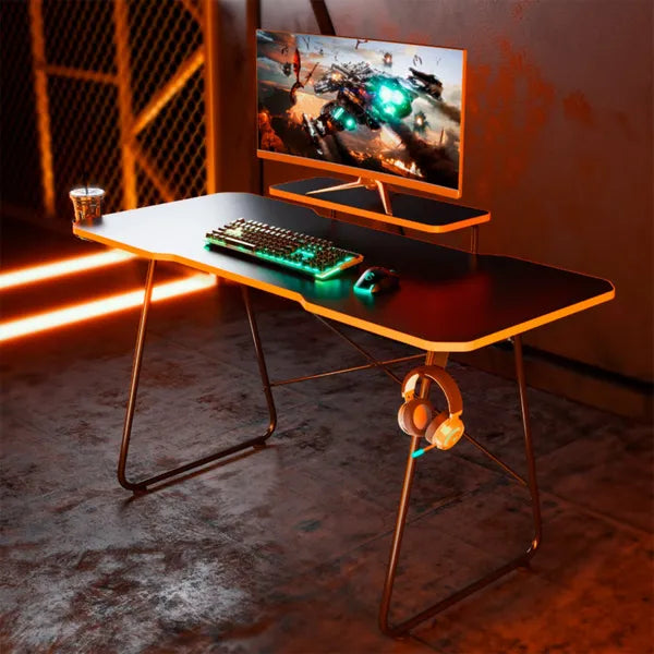 NanoRS RS170 fekete gaming asztal monitorpolccal, 136×60 cm, 50 kg teherbírás